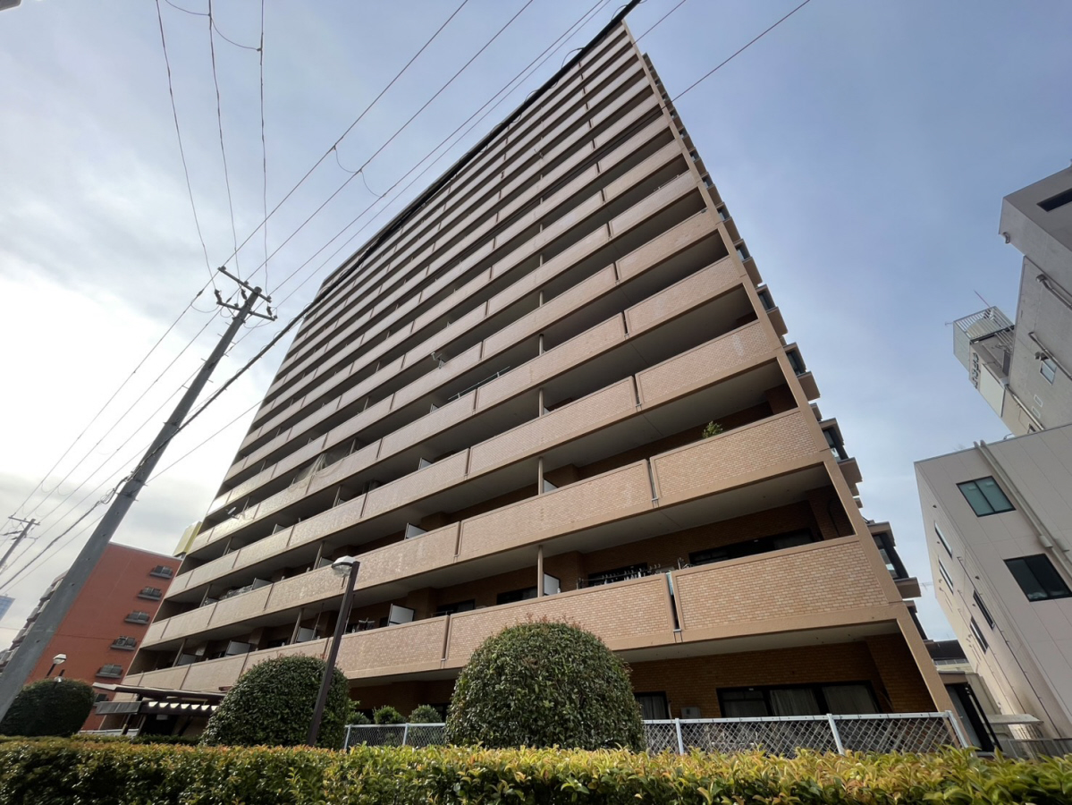ライオンズマンション姫路市役所前の物件外観写真