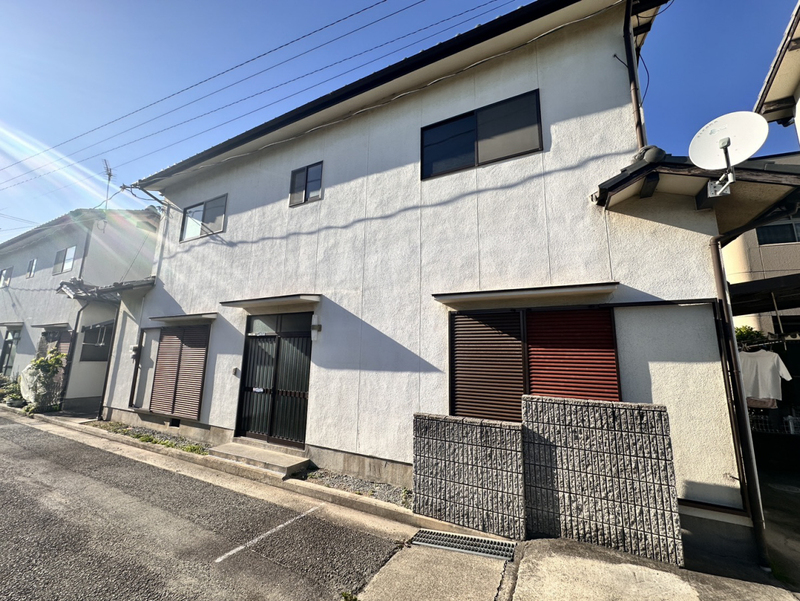 辻井2丁目石森貸家の物件外観写真