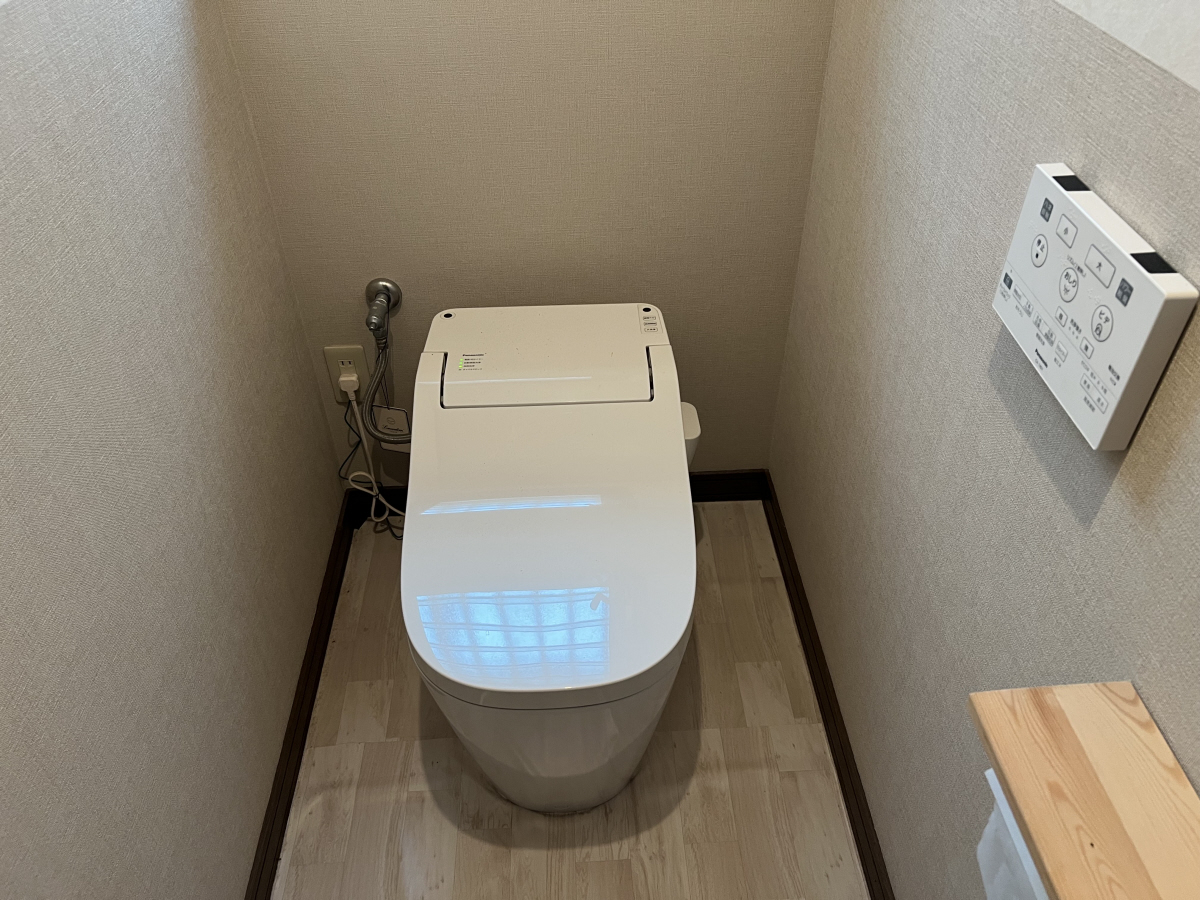 青山戸建の物件内観写真
