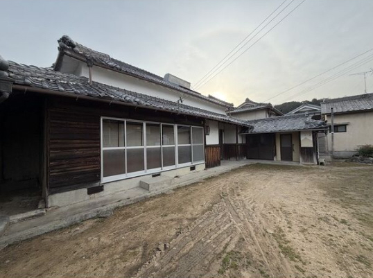 姫路市山田町戸建の物件外観写真