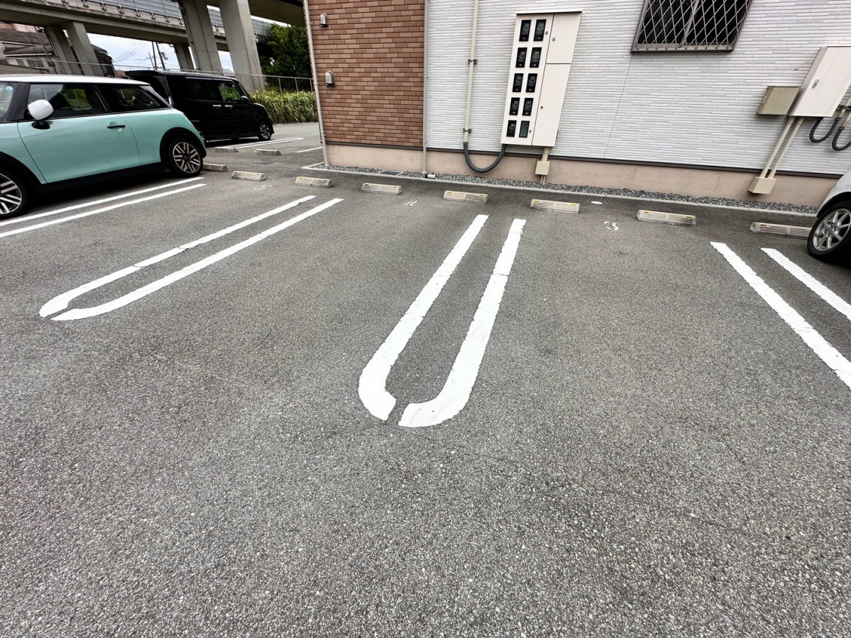 Rグレイ砥堀の物件外観写真