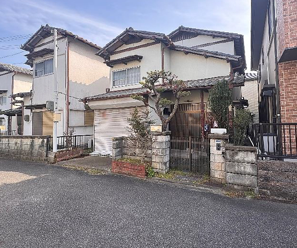 宮上町２丁目　貸家外観写真
