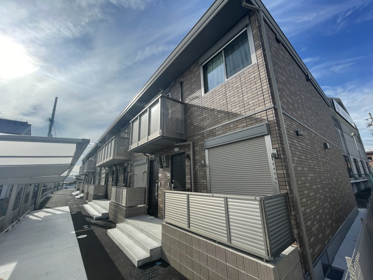 ハイムレトア飾東C棟の物件外観写真