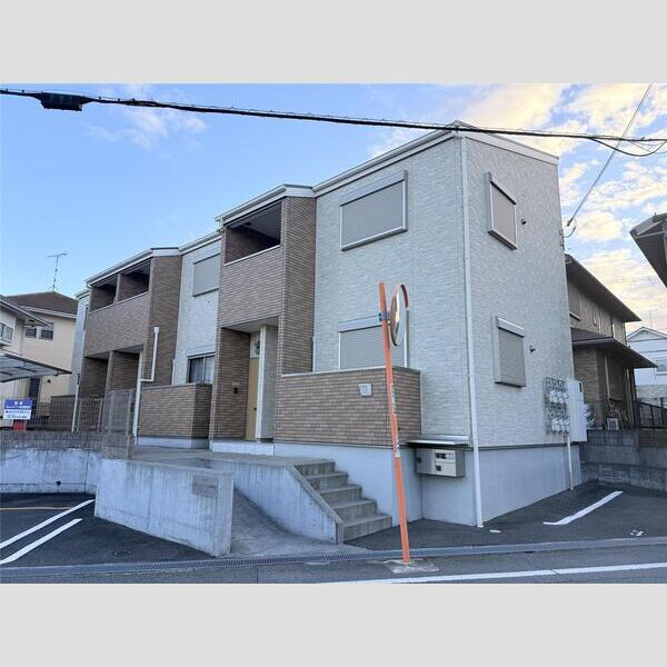 Sun・メゾン志染駅前の物件外観写真