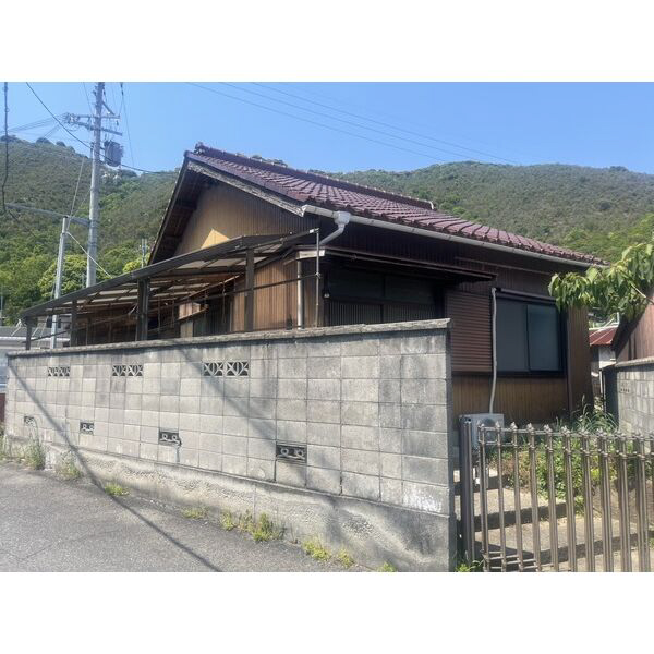 赤穂市砂子借家の物件外観写真