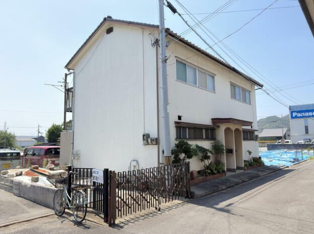 土山4丁目貸家の物件外観写真