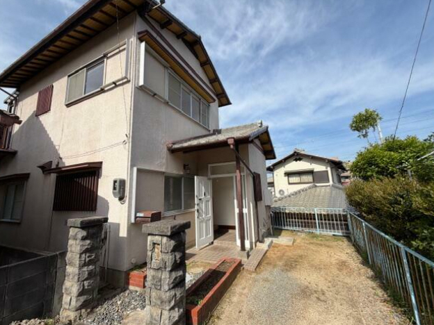 玉田貸住宅の物件外観写真
