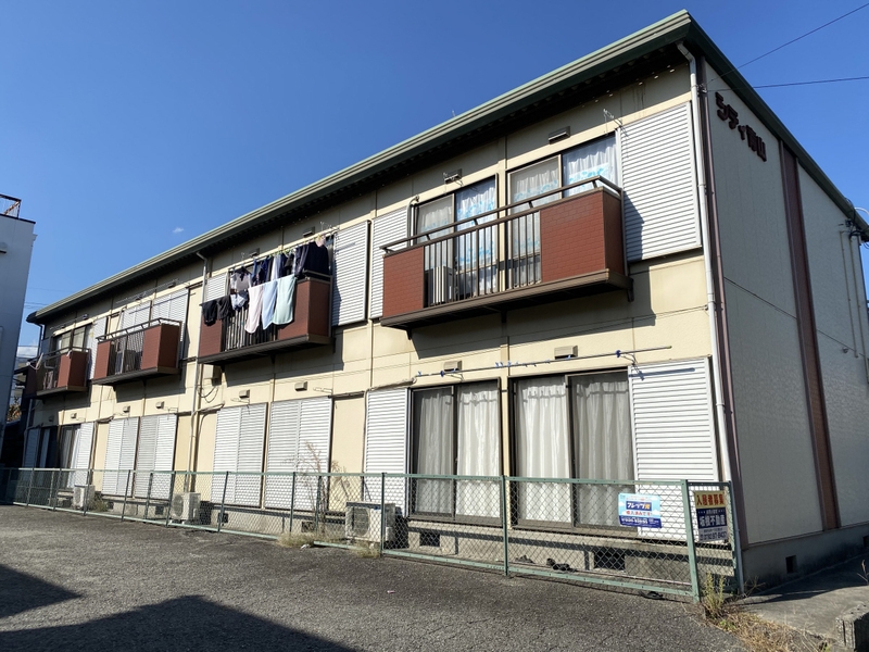 シティ青山の物件外観写真