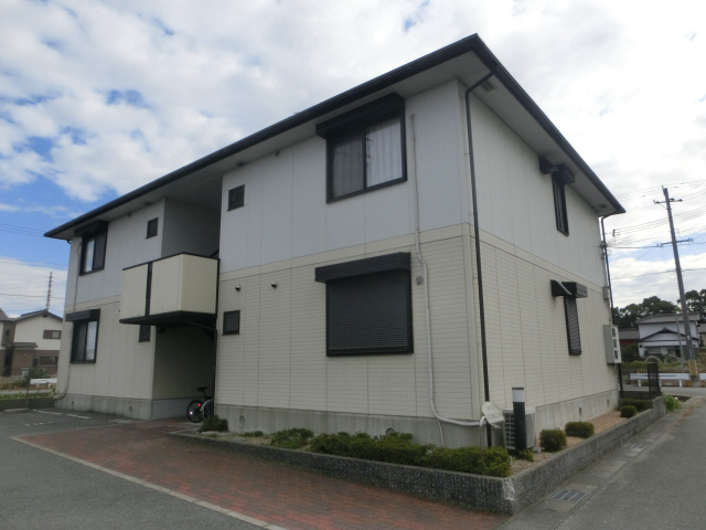 メゾンプランタニエールの物件外観写真