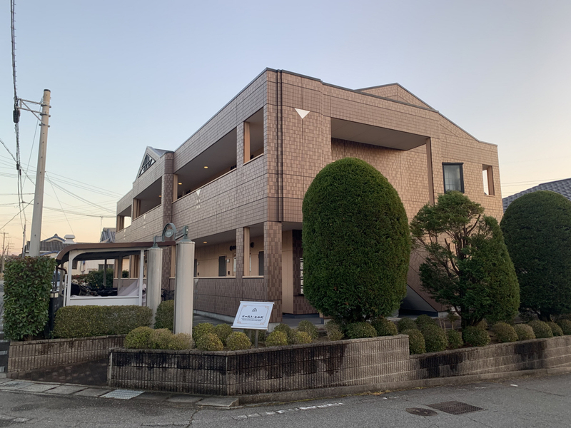 イースト・ヒルズの物件外観写真