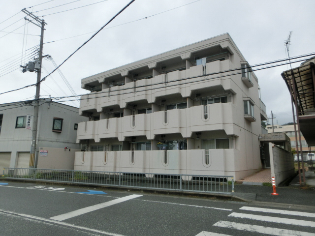 ソルテリアユタカの物件外観写真