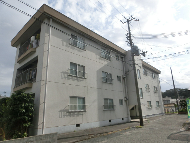 垣根マンションの物件外観写真