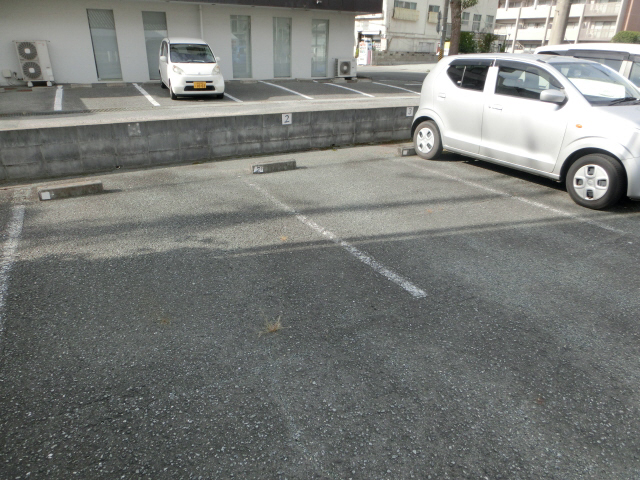 垣根マンションの物件外観写真