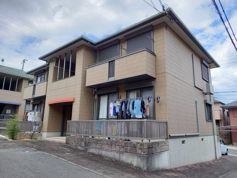 シャーメゾンさくら坂E棟の物件外観写真