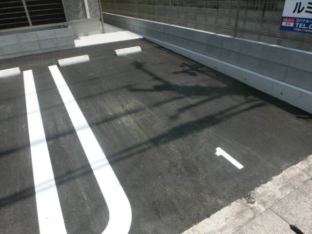 駐車場 写真13