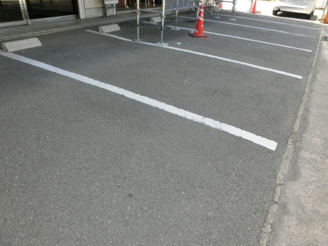 駐車場 写真13