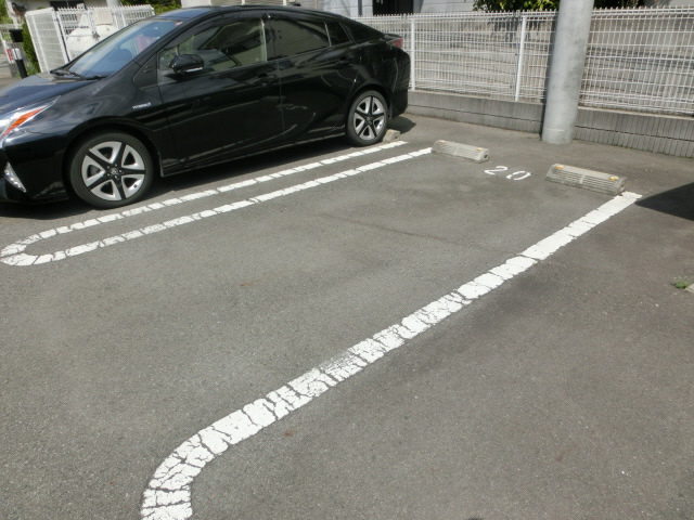 フェリア香呂Dの物件外観写真