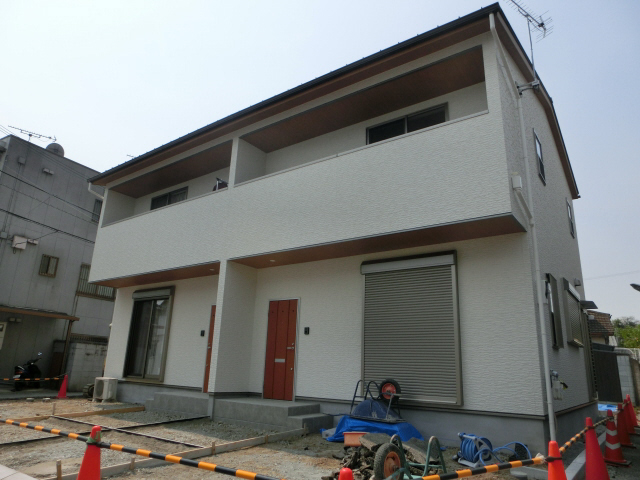 柿山伏テラスハウスの物件外観写真