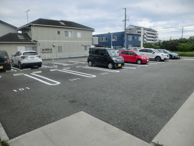 シャーメゾンラプロヴァンスの物件外観写真