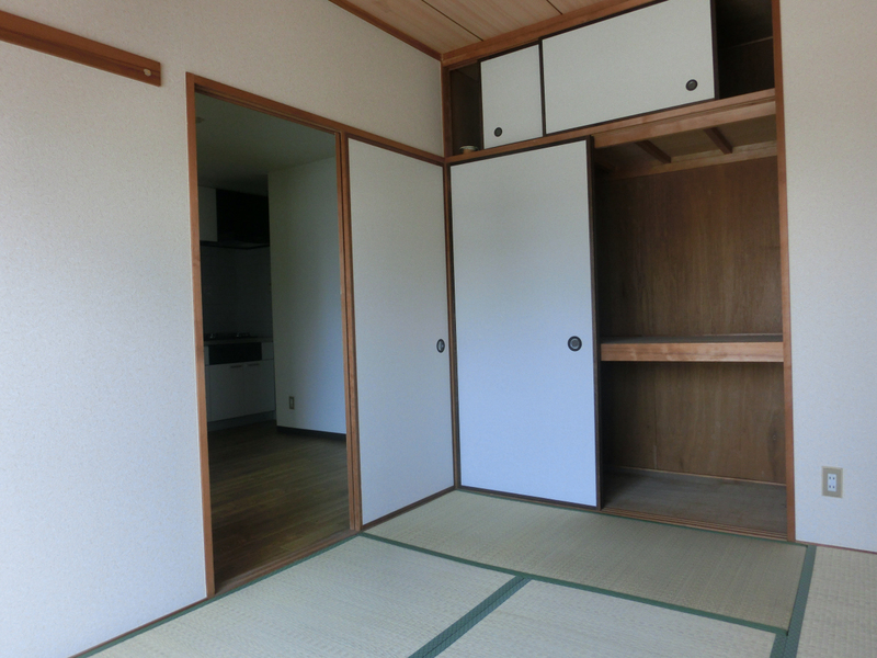 ロイヤルコーポ姫路栗山町の物件内観写真