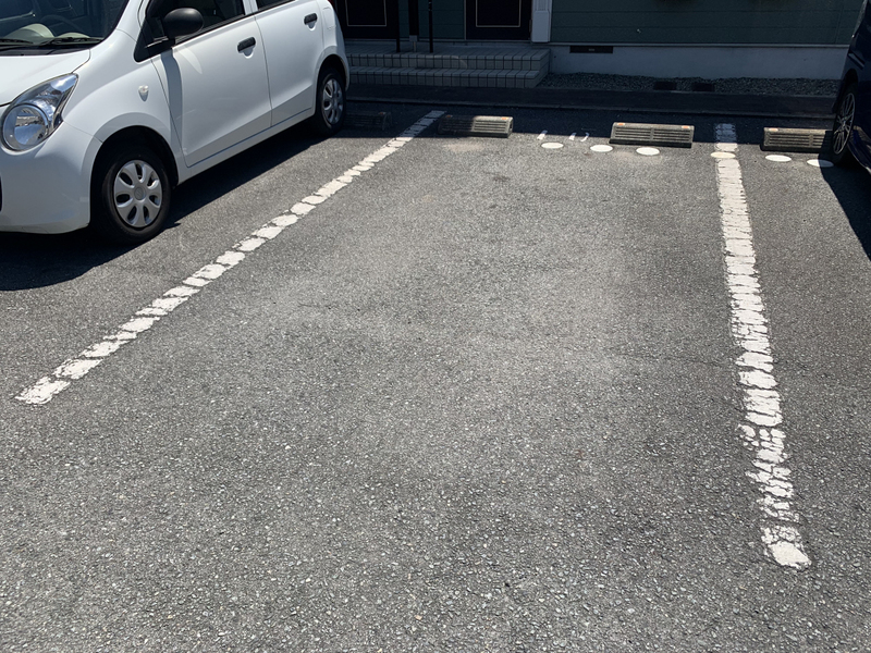 サンハウスの物件外観写真