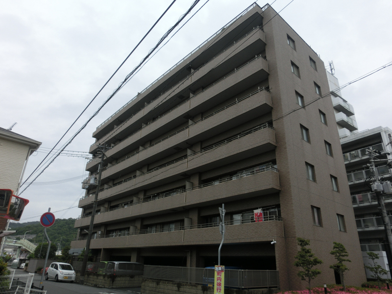 マノワールの物件外観写真
