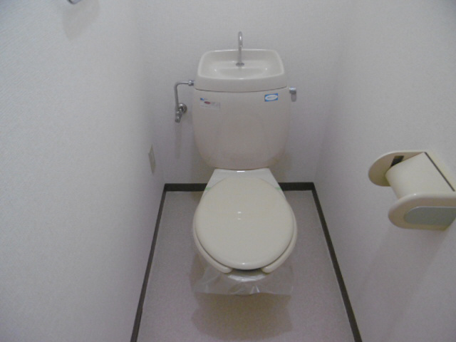 シャトレ手柄の物件内観写真