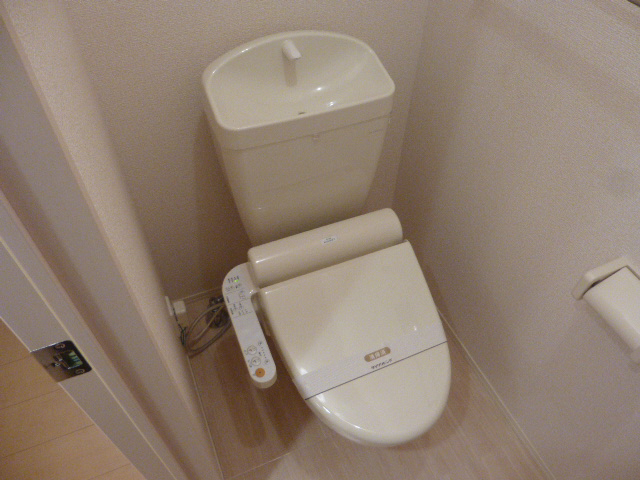 ラフェスタ春日の物件内観写真