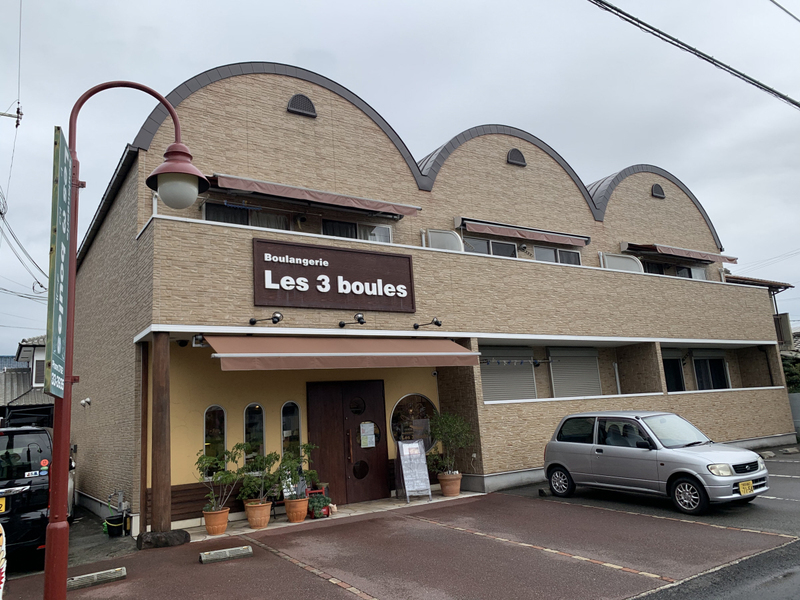 レトワブールの物件外観写真