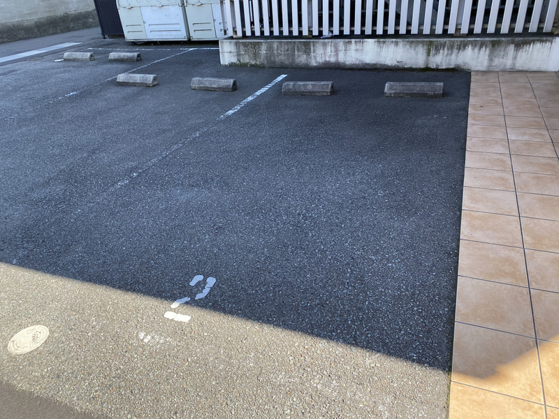シャトー三和南車崎の物件外観写真