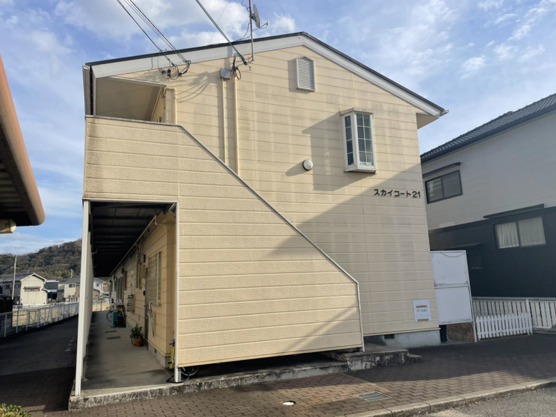 スカイコート21の物件外観写真