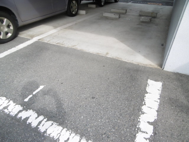 フレンドM東山の物件外観写真