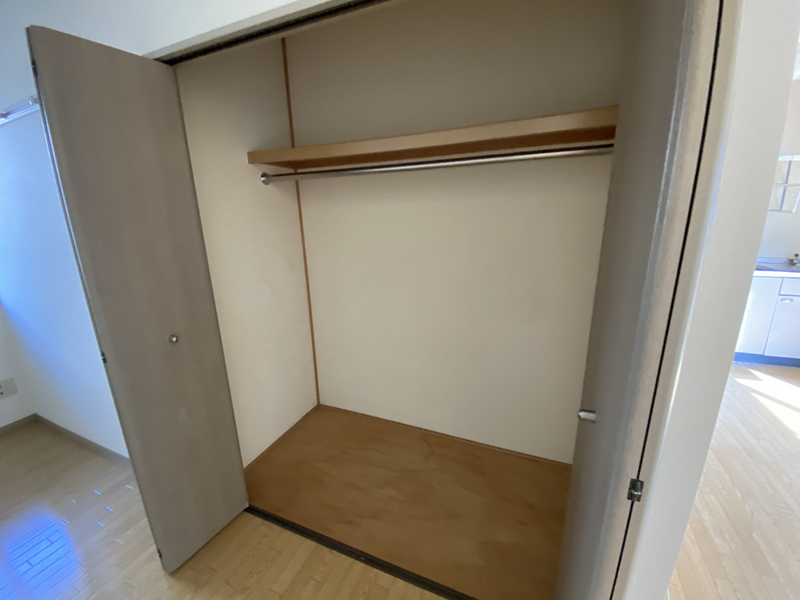 ラルジュ八代の物件内観写真