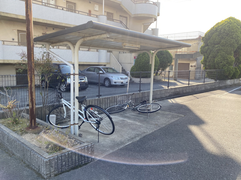 ラルジュ八代の物件内観写真