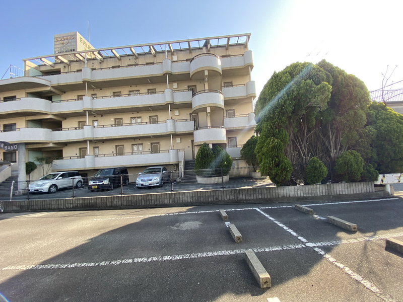 ラルジュ八代の物件内観写真