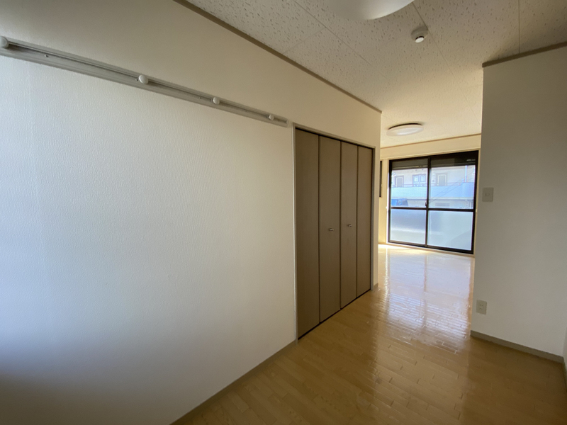 ラルジュ八代の物件内観写真