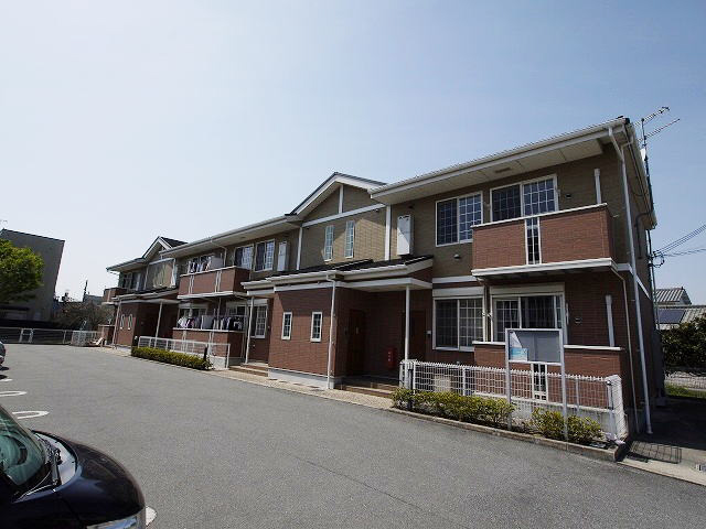 さわやか壱番館の物件外観写真