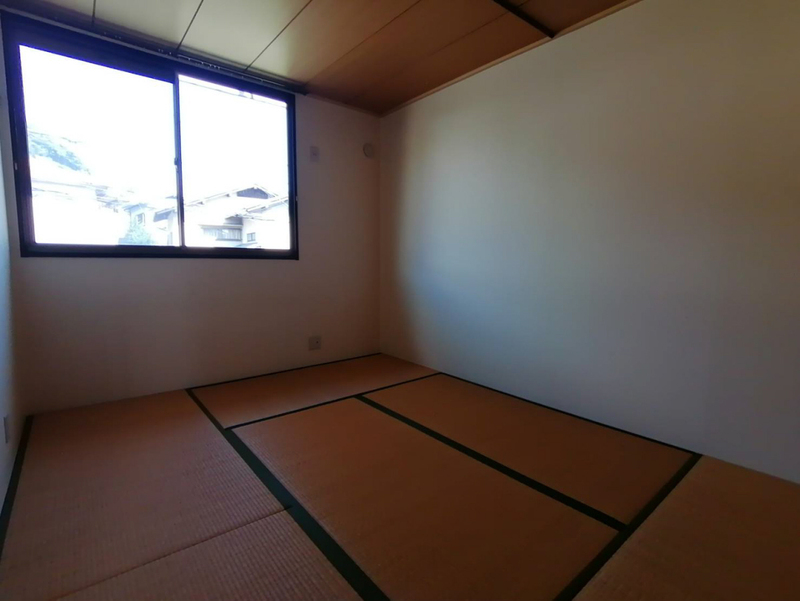 アーバン寺内の物件内観写真