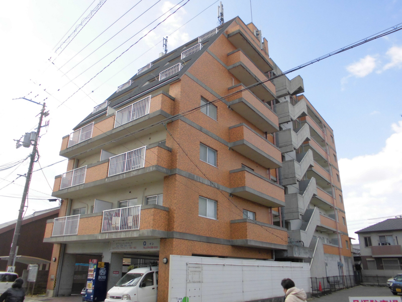 野里寺町中村コーポの物件外観写真