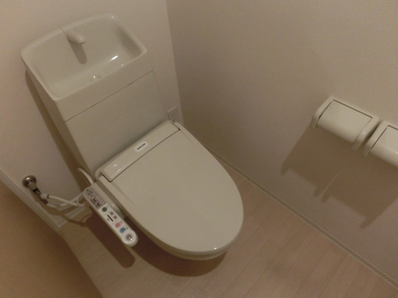 West Houseの物件内観写真