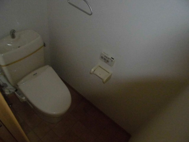 丸萬二番館の物件内観写真