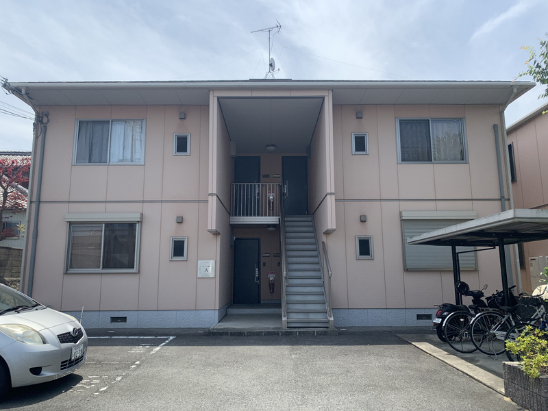 グレイス堀川A棟の物件外観写真