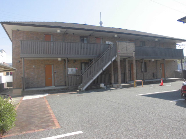 ラフレシールＢ棟の物件外観写真
