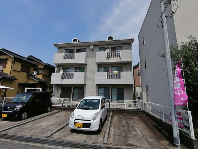 プチメゾン梅原の物件外観写真