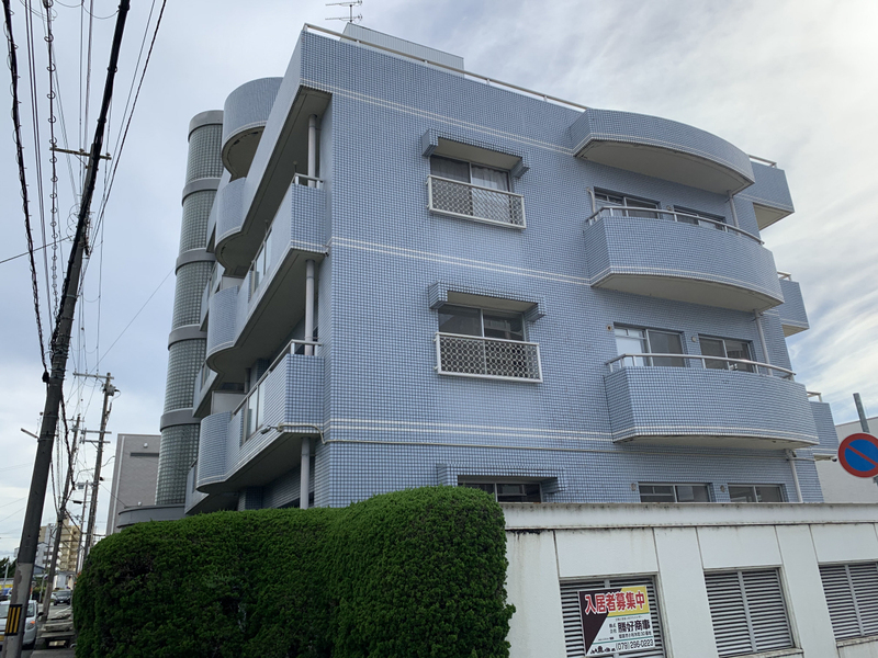 マンション外堀川の物件外観写真