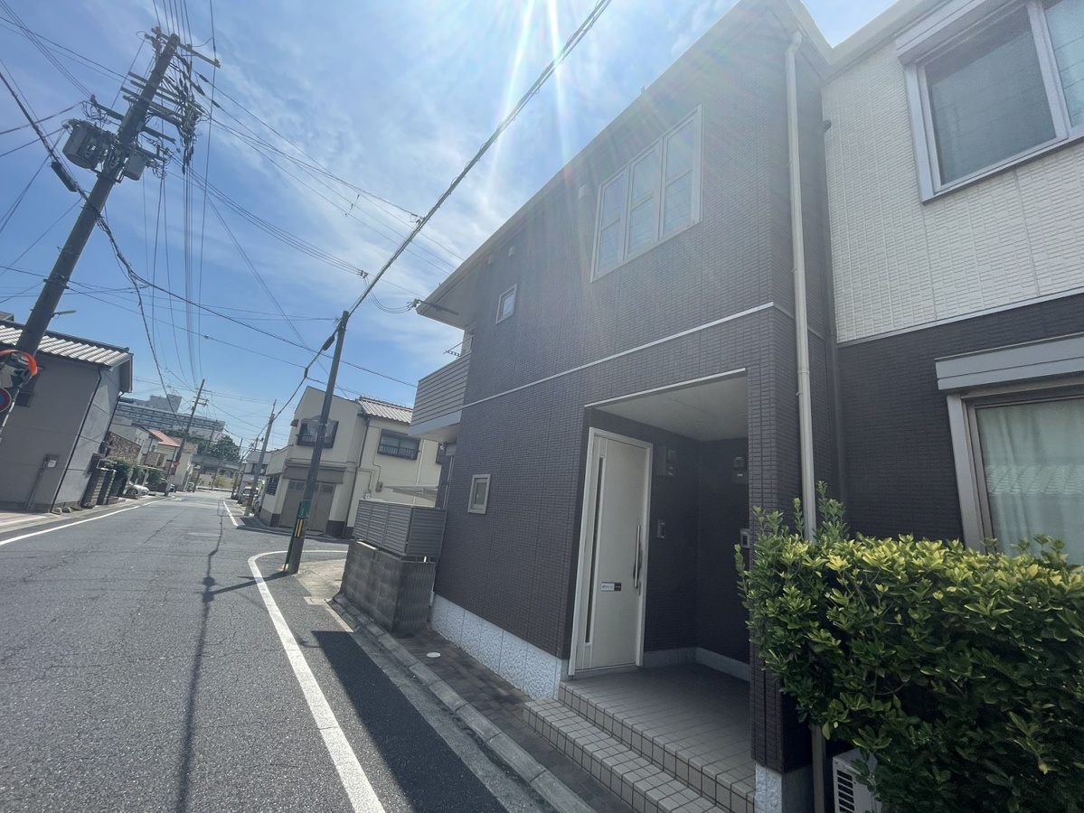 シャーメゾン華外観写真