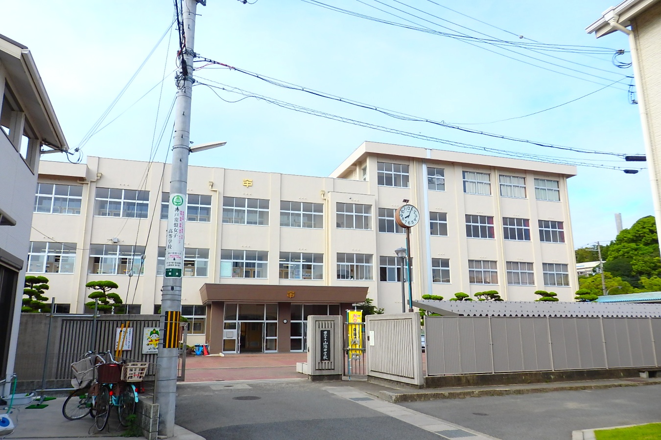 姫路市立山陽中学校まで2211m (徒歩28分) 写真22