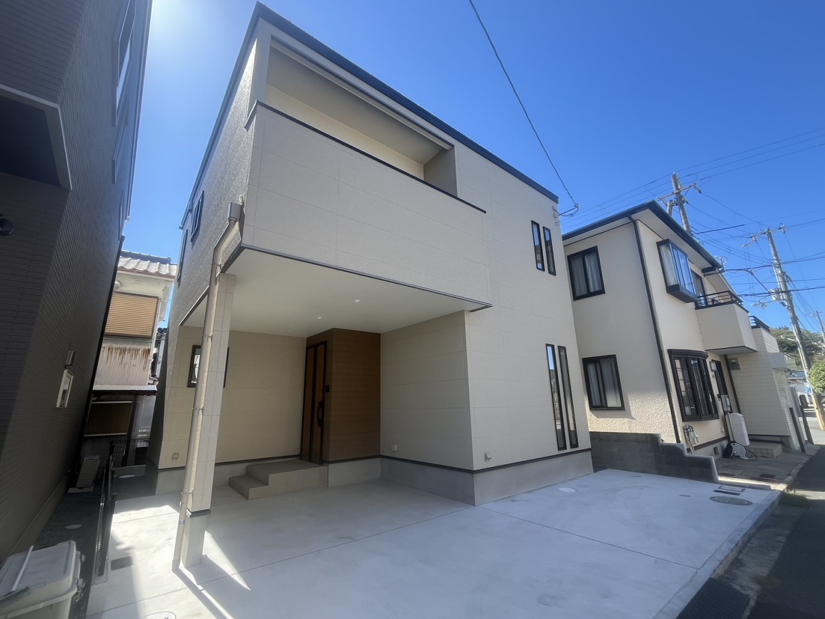 神子岡前戸建の物件外観写真