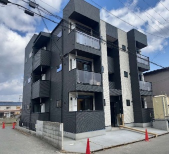 ボヌール亀山駅前の物件外観写真