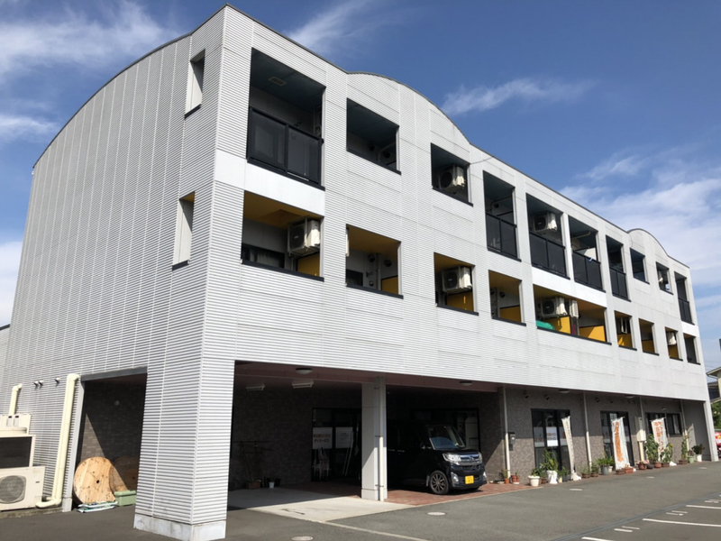 マンションマタージュの物件外観写真